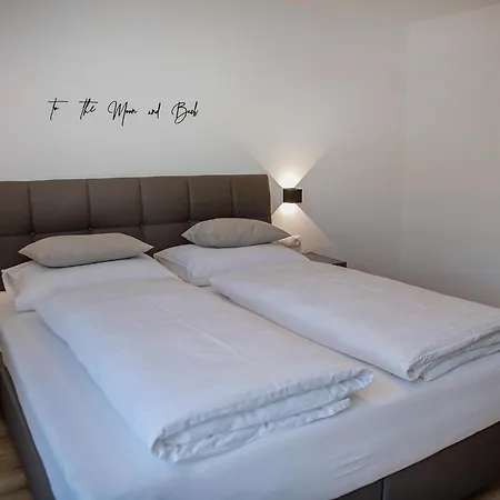 M I Apartment